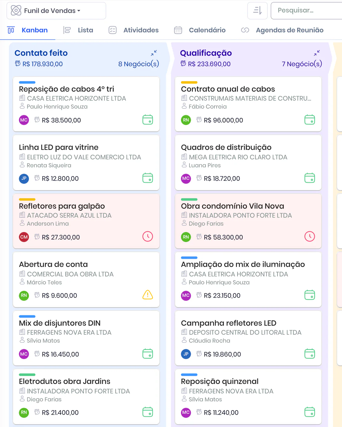 Funil do CRM do VendaAI com negócios em andamento